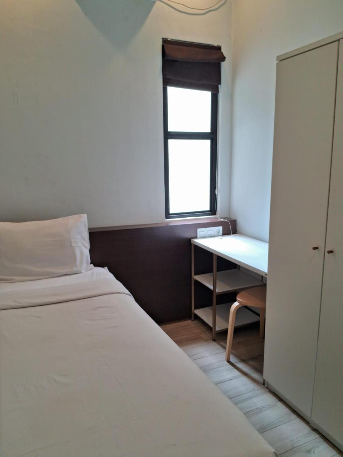 Circle One Hotel Palembang Exterior foto